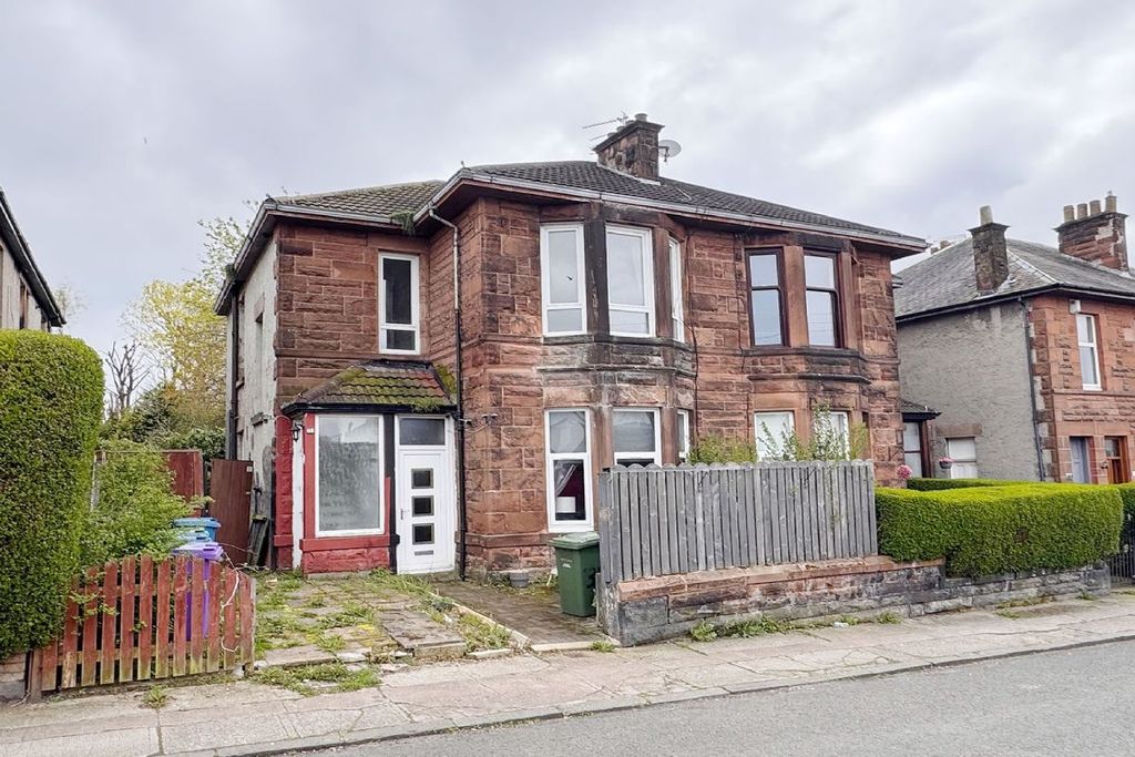 Property photo 1 of 9