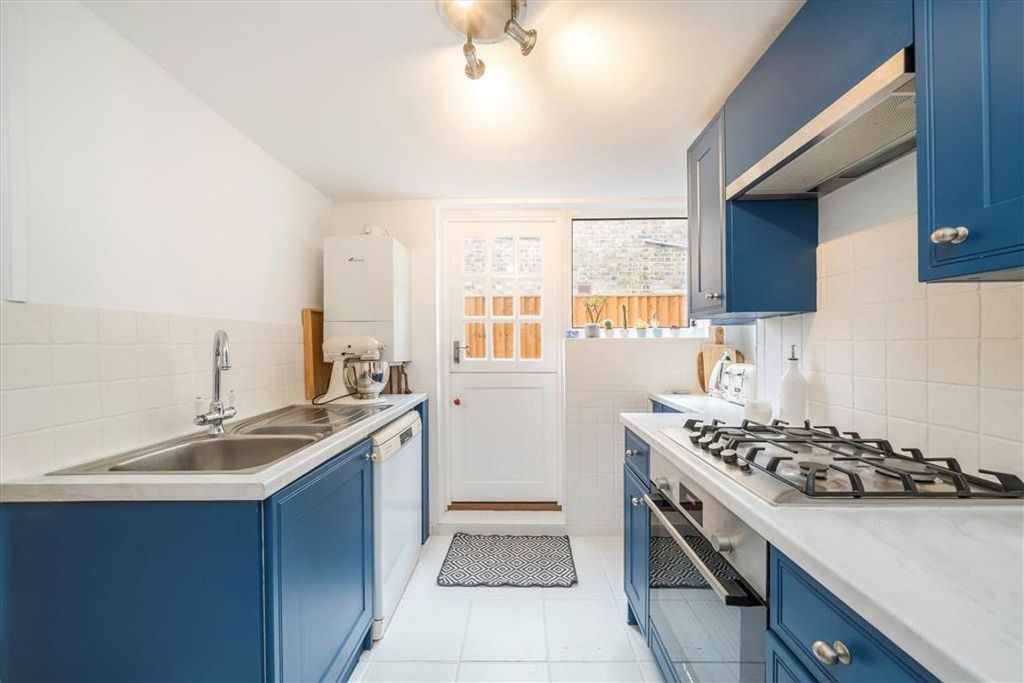 Property photo 2 of 7