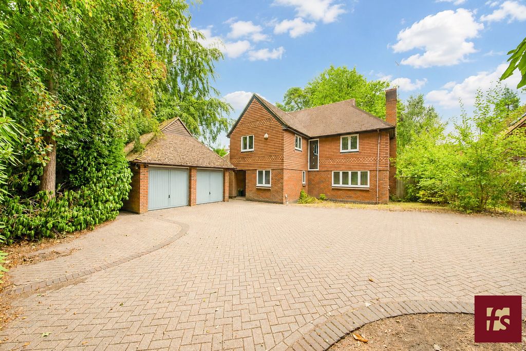 Property photo 1 of 21