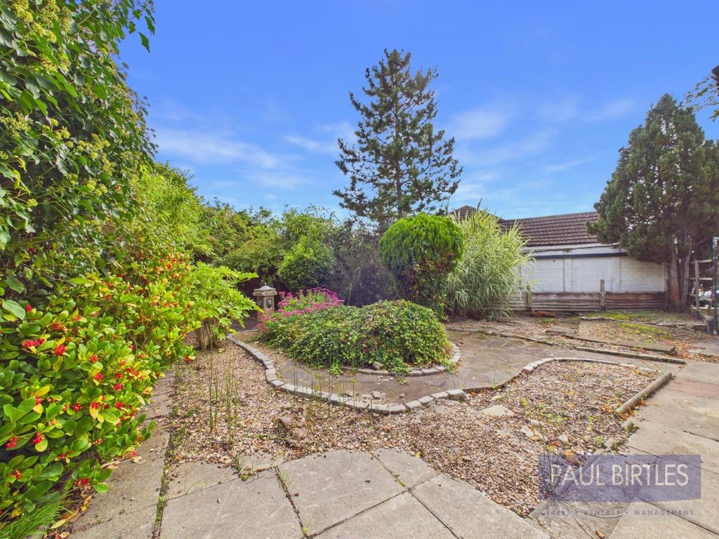 Property photo 2 of 19 Cam04378G0-Pr0434-Still026.Jpg