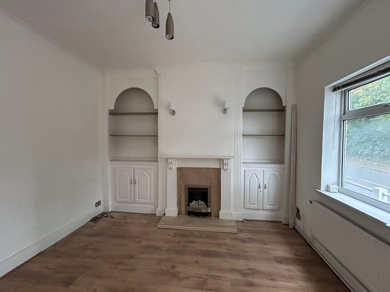 Property photo 1 of 11 Photo 13