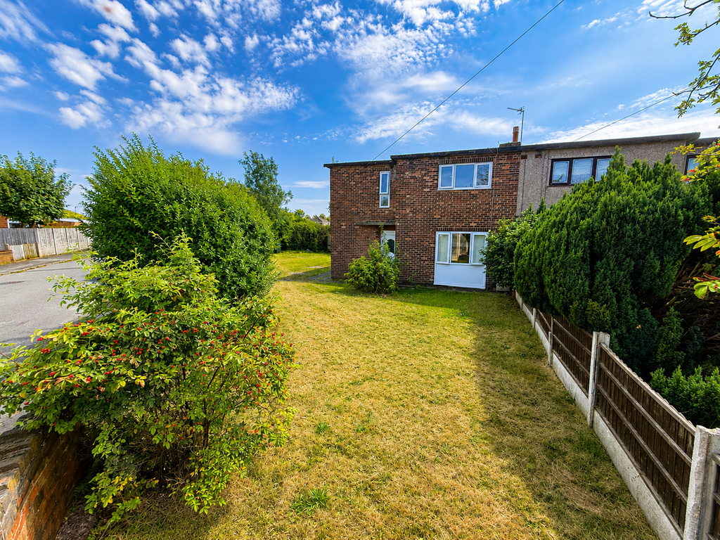 Property photo 1 of 16 External