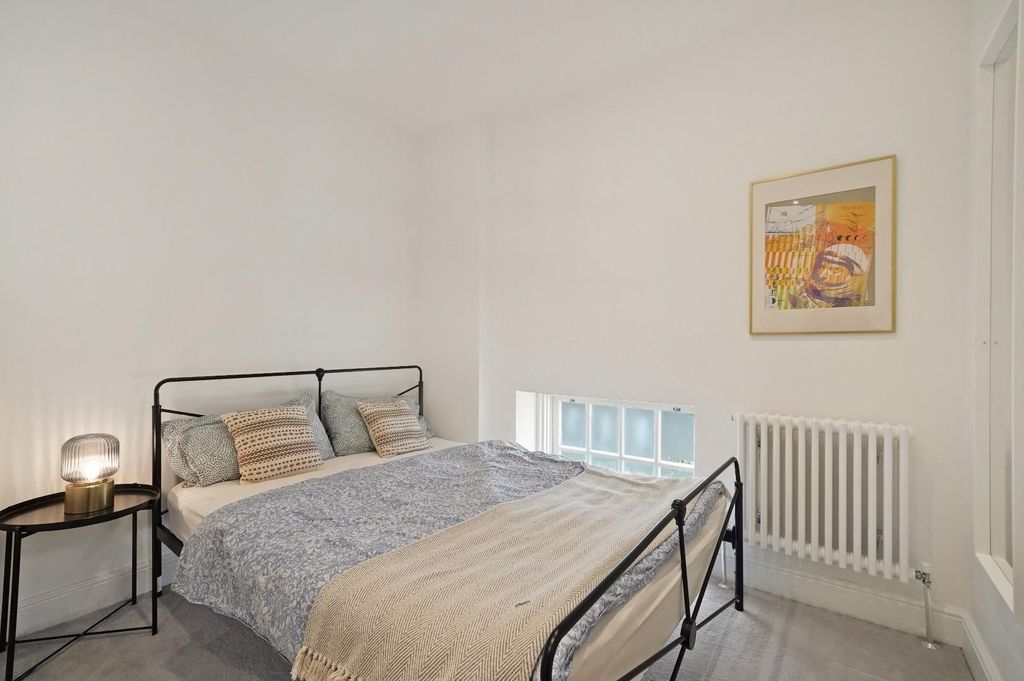 Property photo 3 of 17 Flat 1, Eagle House - 1Gjnod8Frhiprrtd83Bf.Jpg