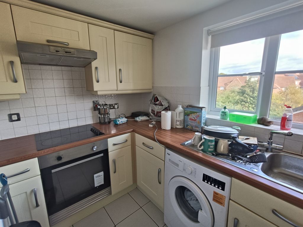 Property photo 3 of 11