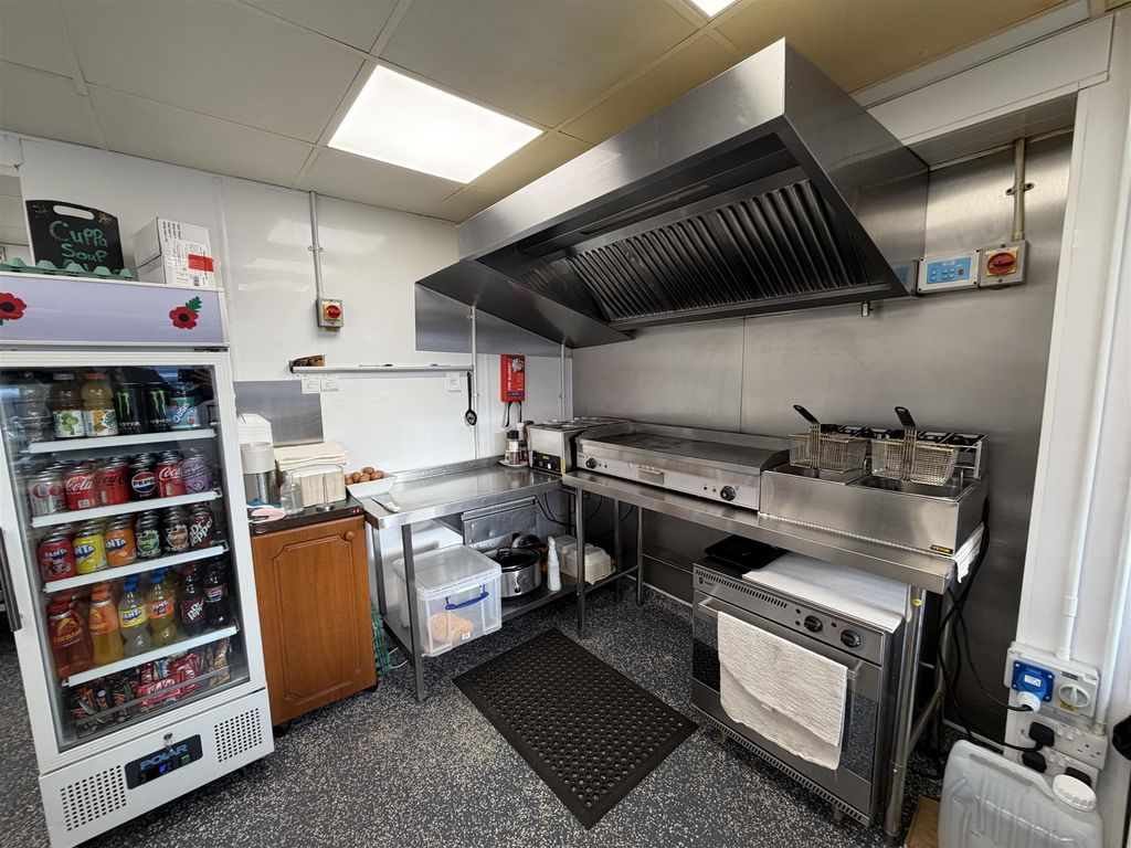 Property photo 3 of 7 Photo 2