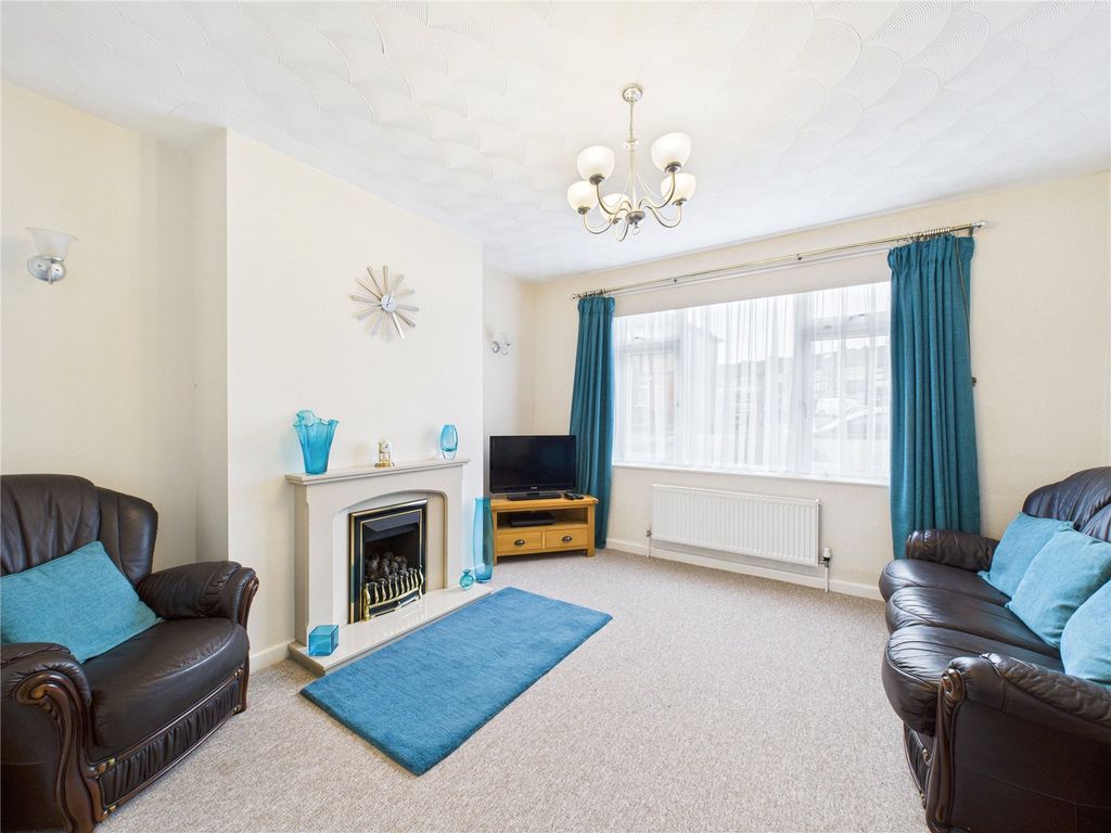 Property photo 3 of 23 Picture No. 21