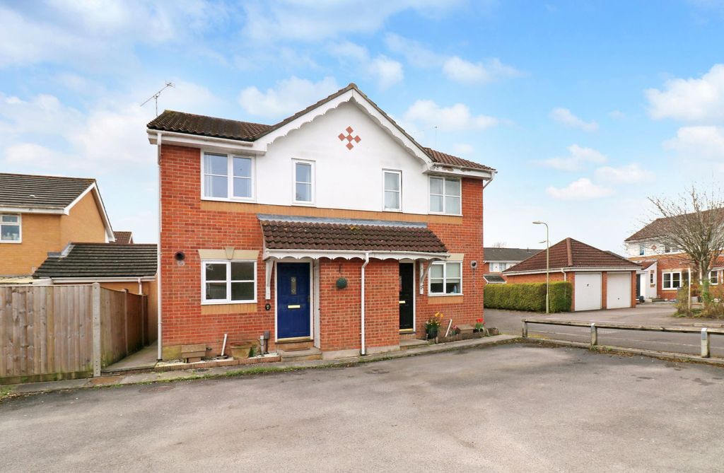 Property photo 1 of 11