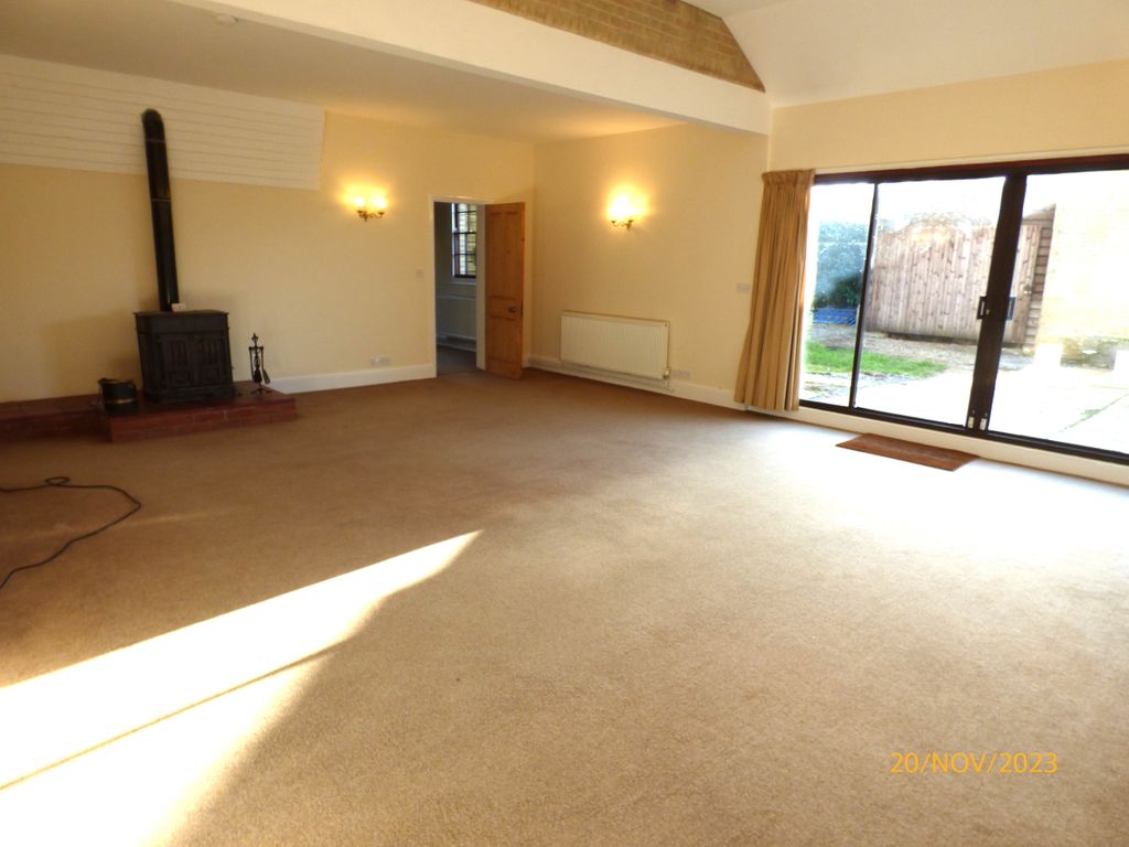 Property photo 3 of 29
