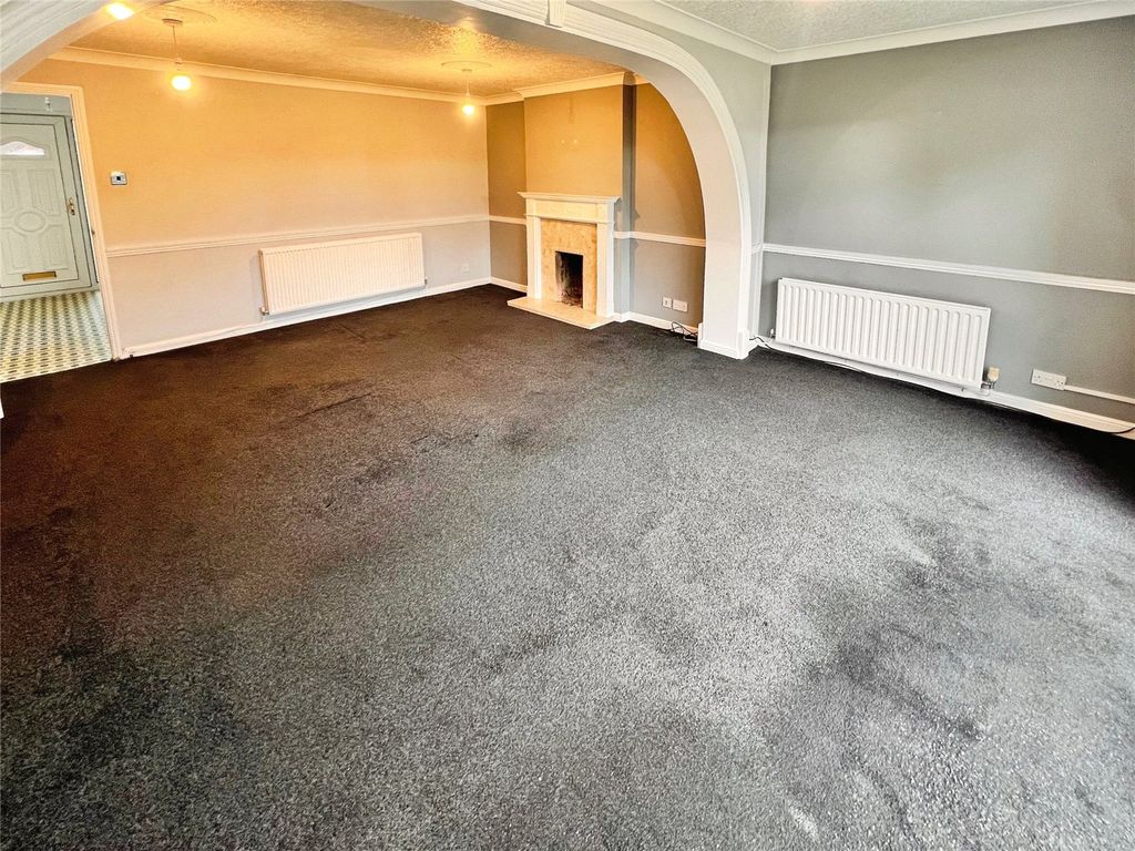 Property photo 3 of 12 Lounge Diner