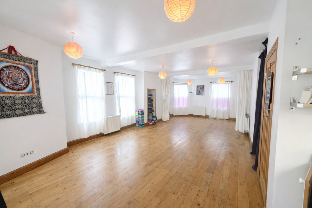 Property photo 3 of 8