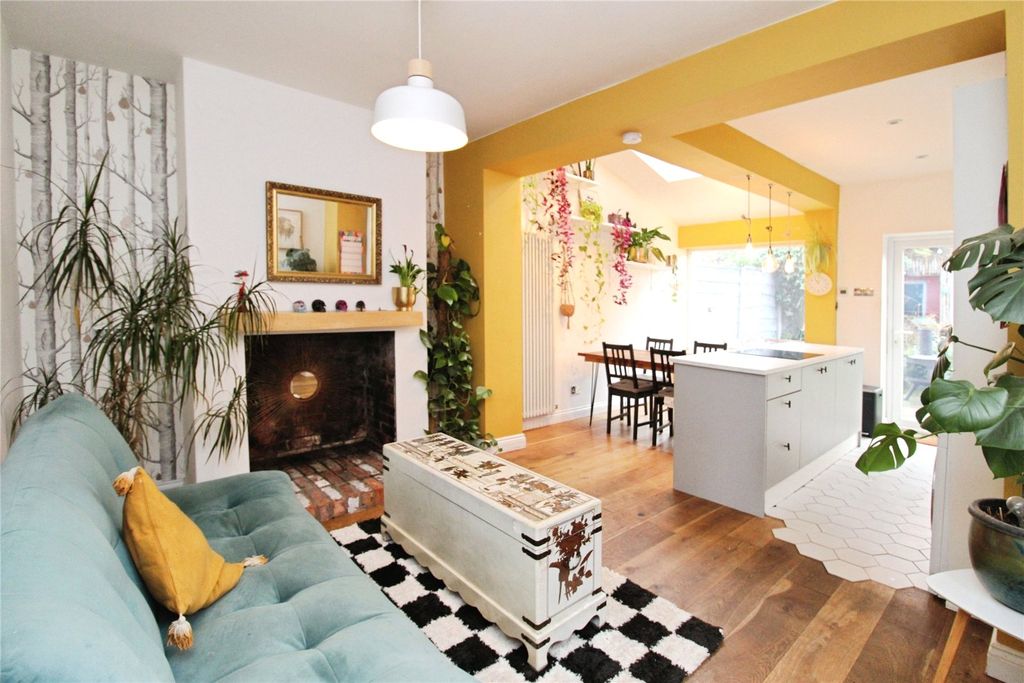 Property photo 3 of 18 Picture No. 13