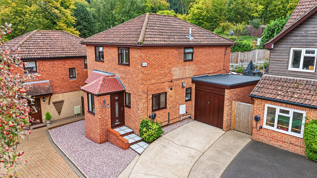 Property photo 1 of 44