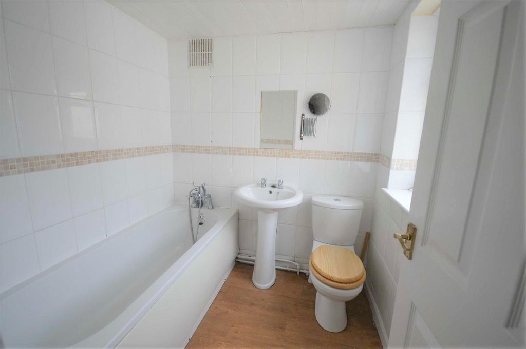 Property photo 2 of 5 Iav4T5Sa9Ew-6Yvzytrz-G.Jpg