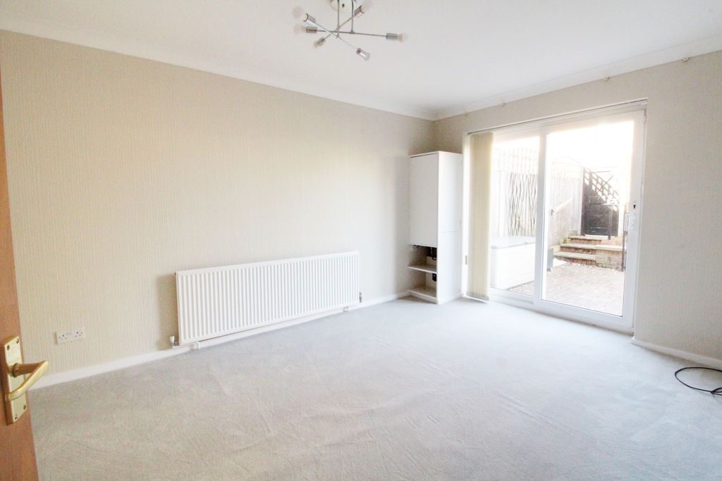 Property photo 2 of 12 Photo 12