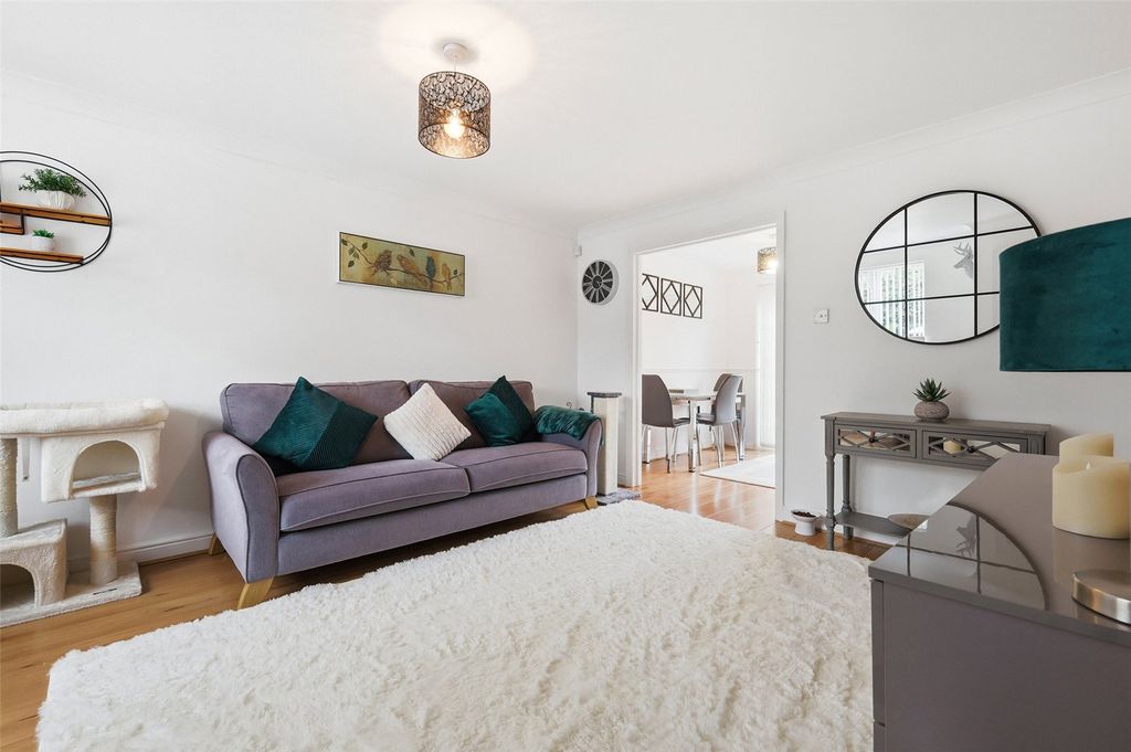 Property photo 3 of 18 Picture No. 15