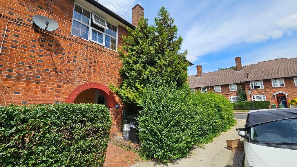 Property photo 1 of 3