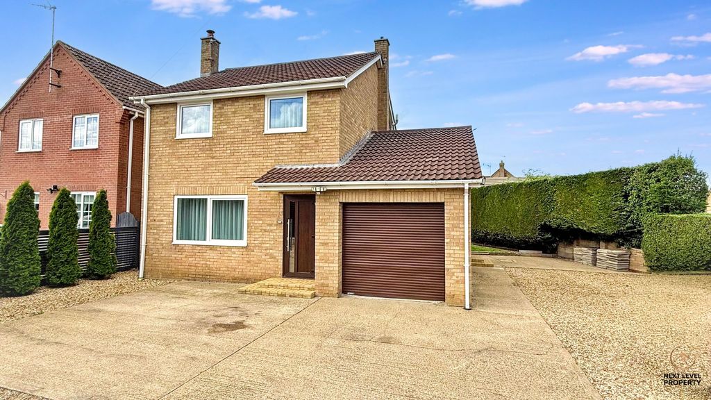 Property photo 1 of 24