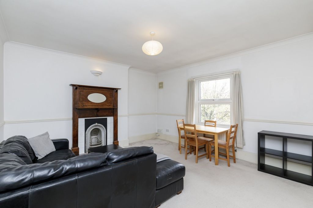 Property photo 3 of 18 Reception Room