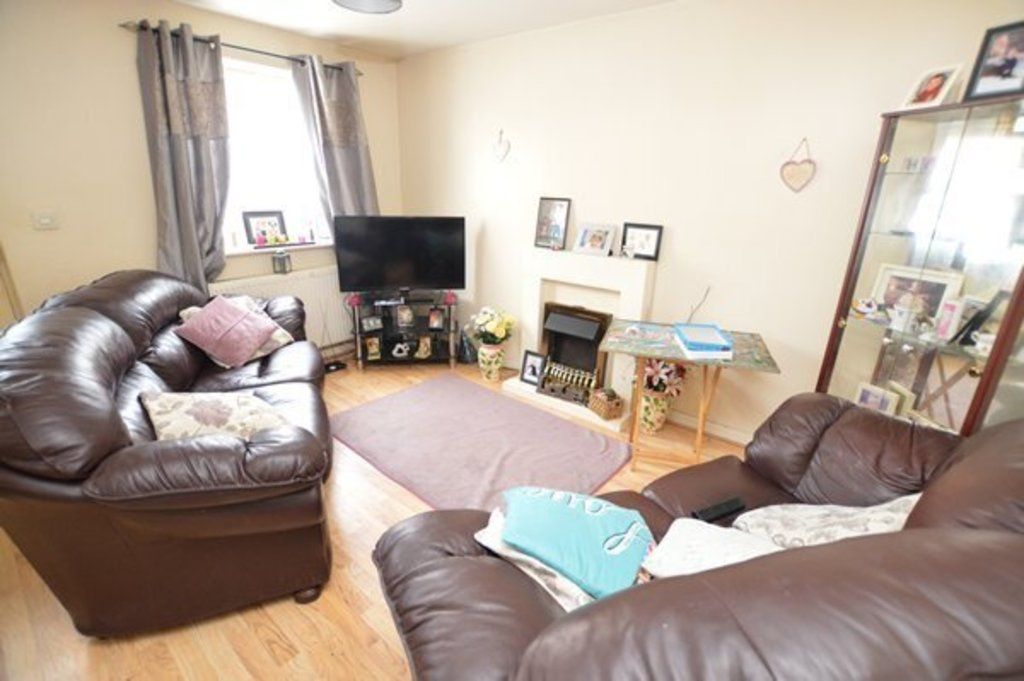 Property photo 3 of 5 Open Plan Kitchen/Lounge