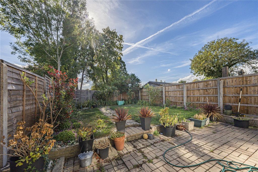 Property photo 2 of 10 Picture No. 06