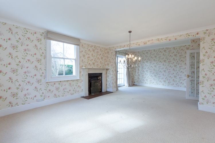 Property photo 3 of 9 219119