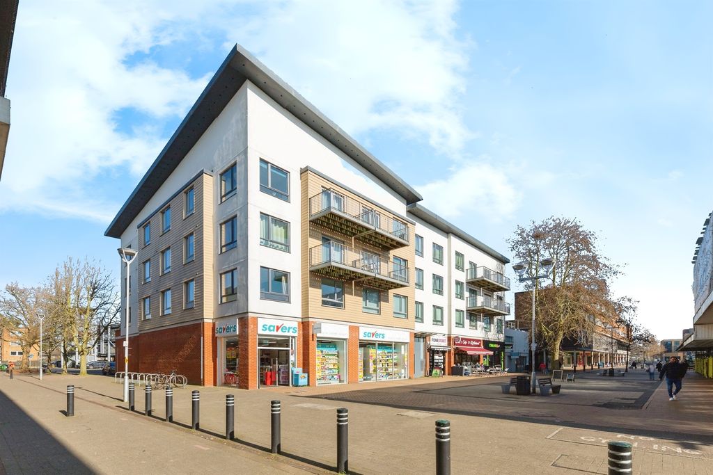 Property photo 1 of 18