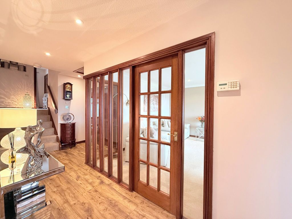 Property photo 2 of 34