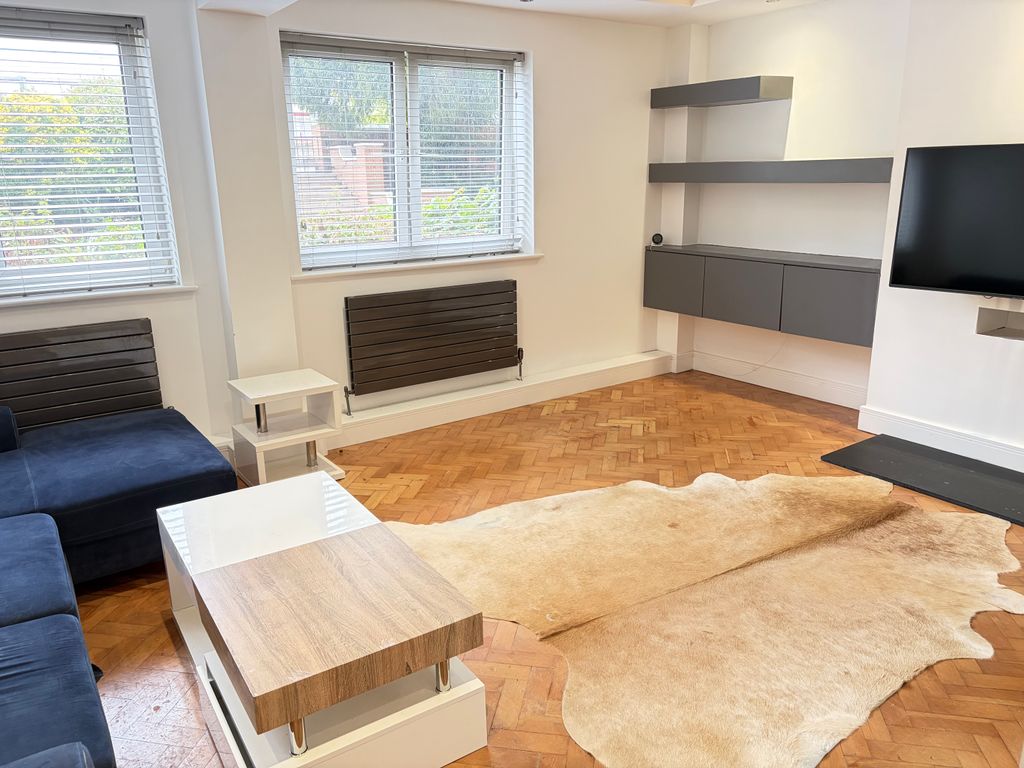 Property photo 3 of 14