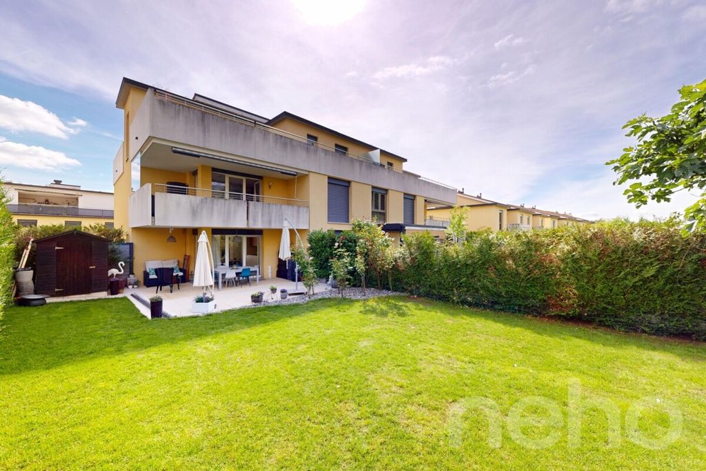 Property photo 2 of 12