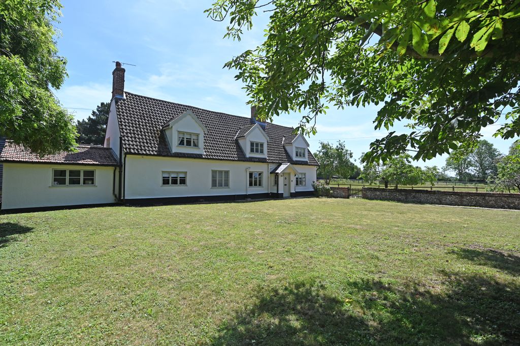 Property photo 1 of 30 Firtree0037