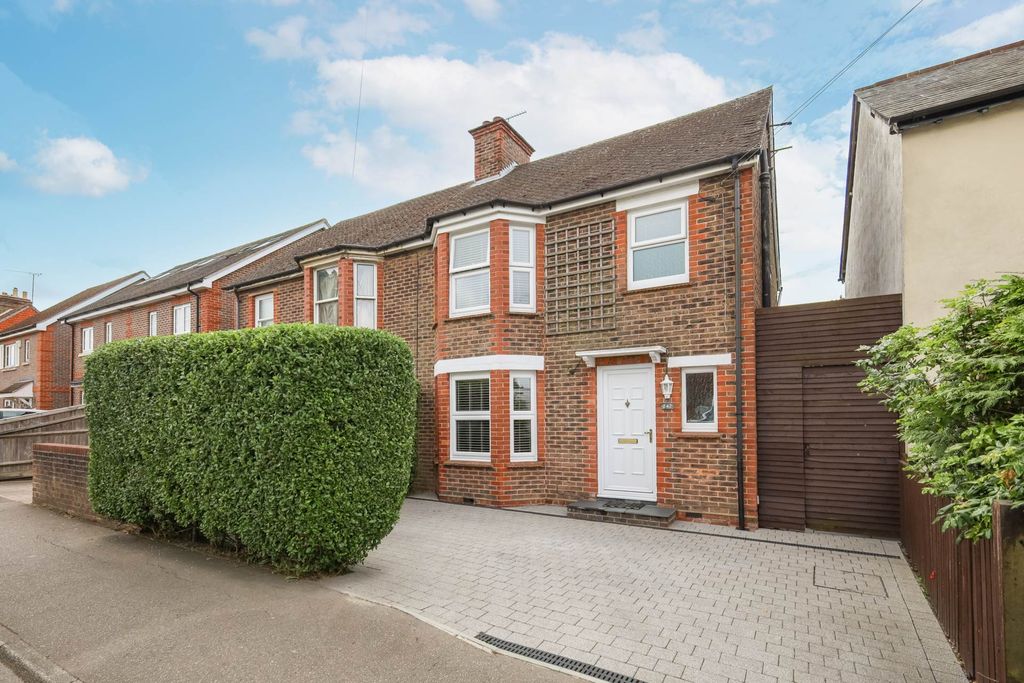 Property photo 1 of 20