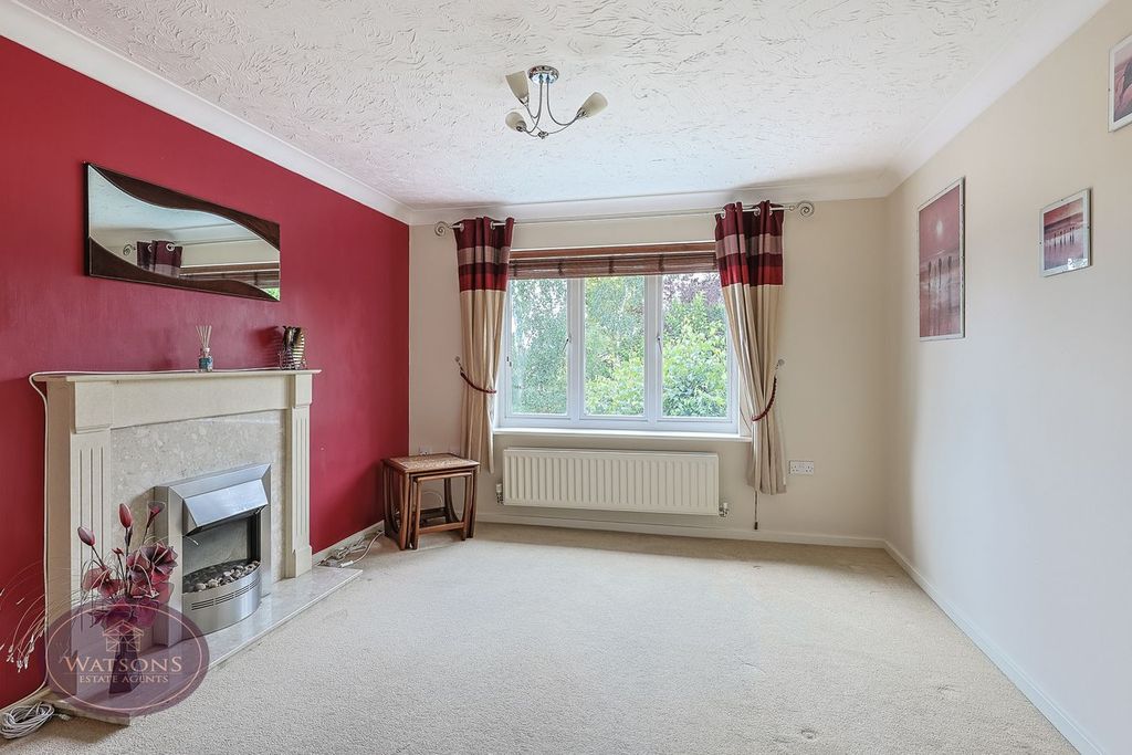 Property photo 2 of 23