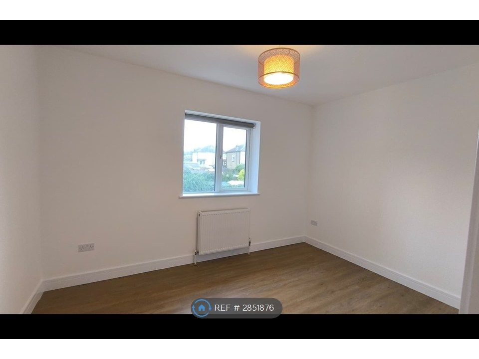 Property photo 3 of 13 Bedroom 1