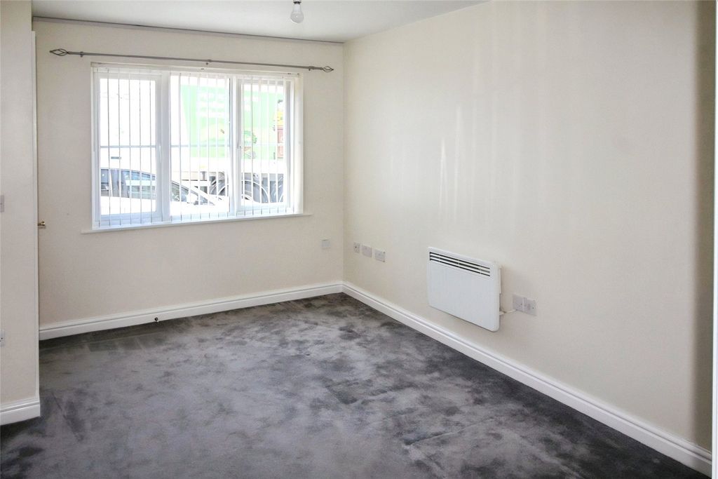 Property photo 2 of 8 Picture No. 07