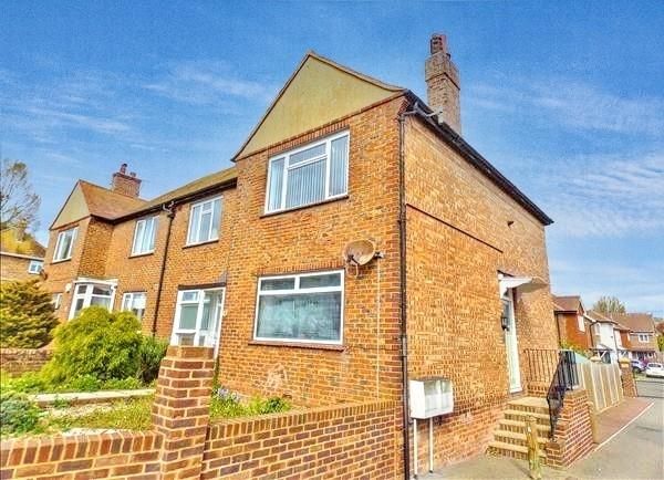 Property photo 1 of 8 01323 438506