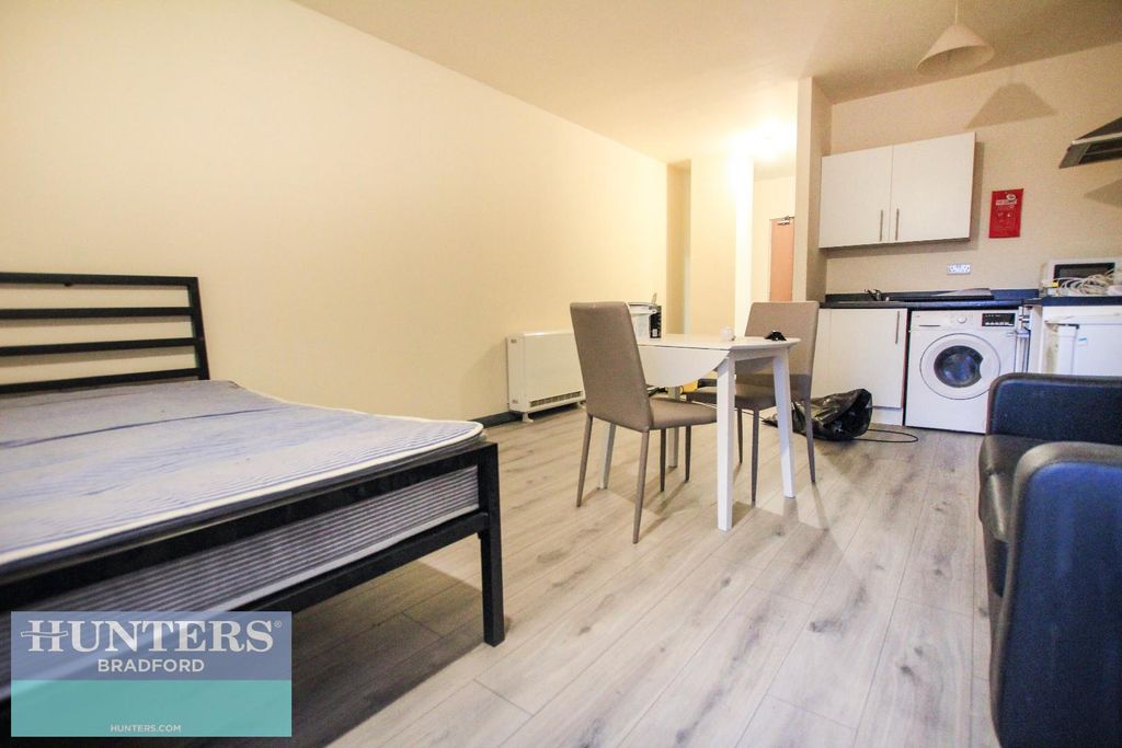 Property photo 2 of 8 Tlc_2694B720-7c1d-42Da-Ada1-3Ddef809Cab0_E573472.J