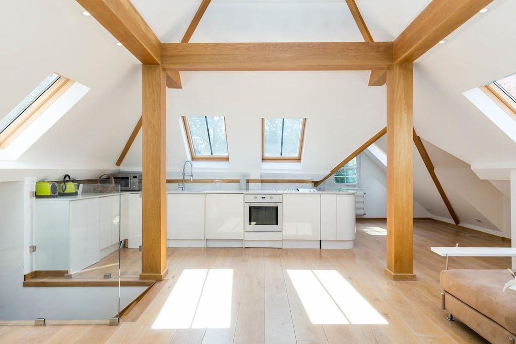 Property photo 1 of 10 1 (Main)