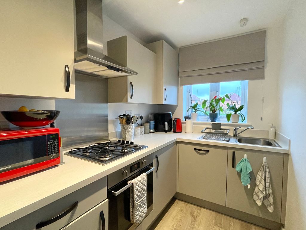 Property photo 2 of 15 Image