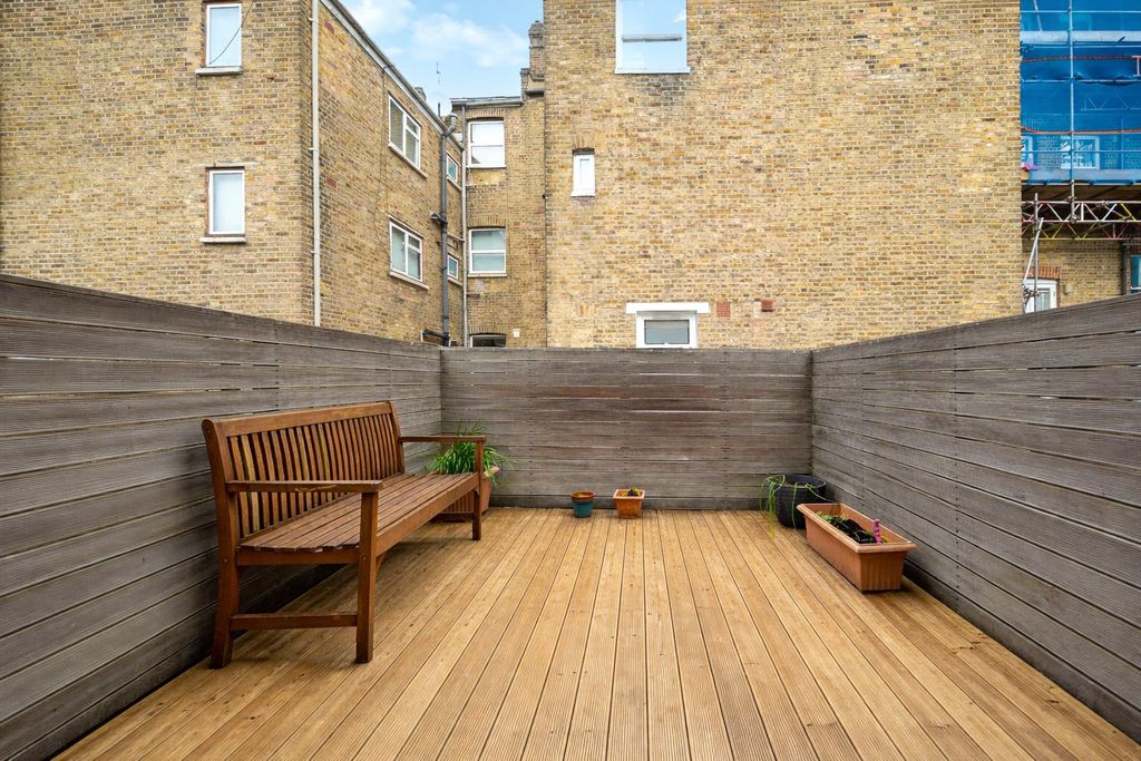 Property photo 2 of 14 Picture No. 28