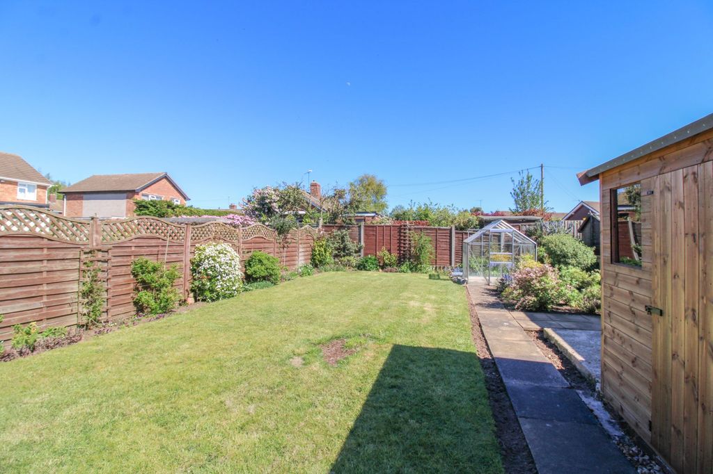 Property photo 2 of 11