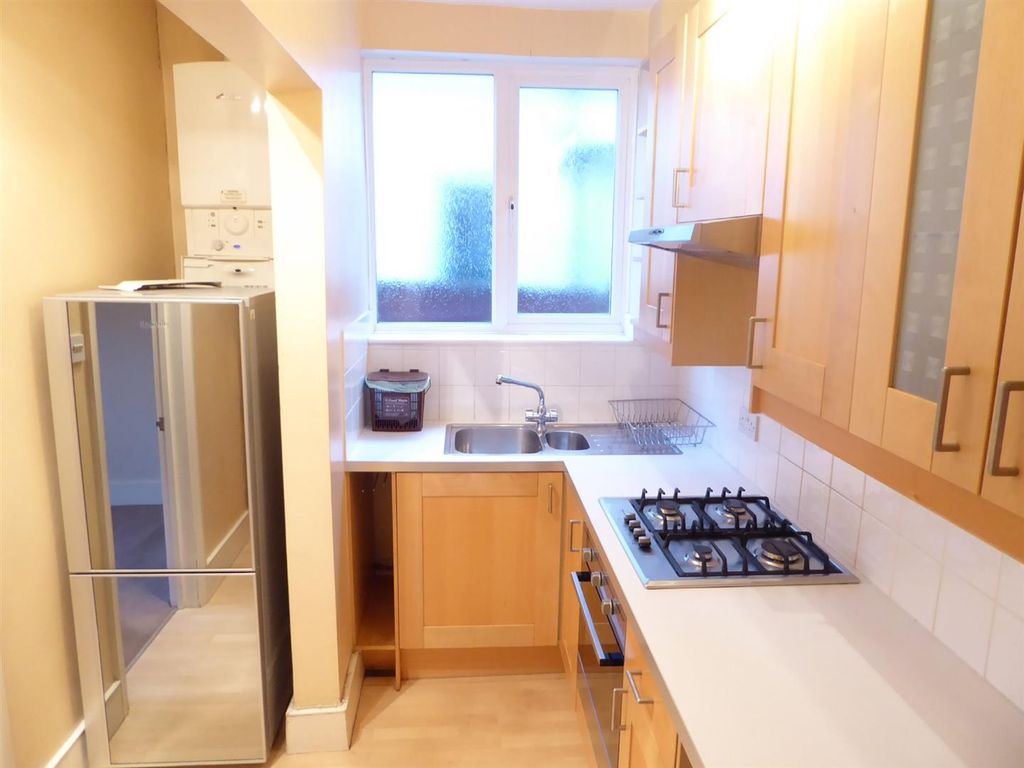 Property photo 3 of 9