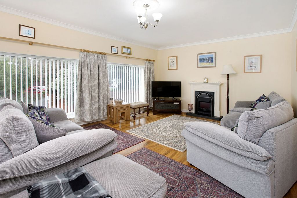 Property photo 2 of 13 Photo 13