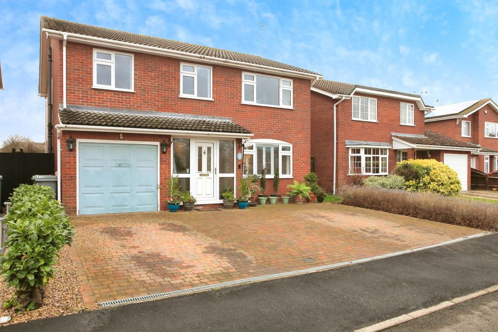 Property photo 1 of 16