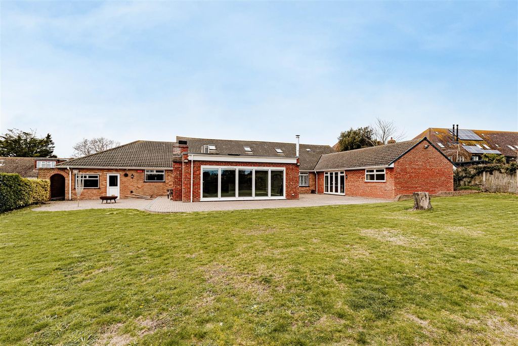 Additional image 77 of 5 bed detached bungalow for saleTothill Street, Minster, Ramsgate CT12