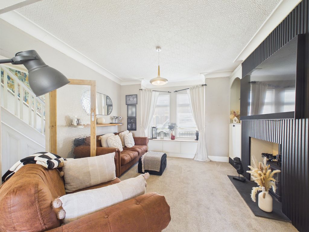 Property photo 3 of 23