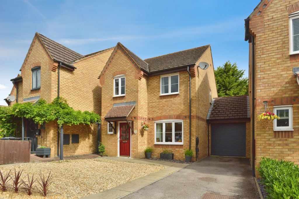 Property photo 1 of 18