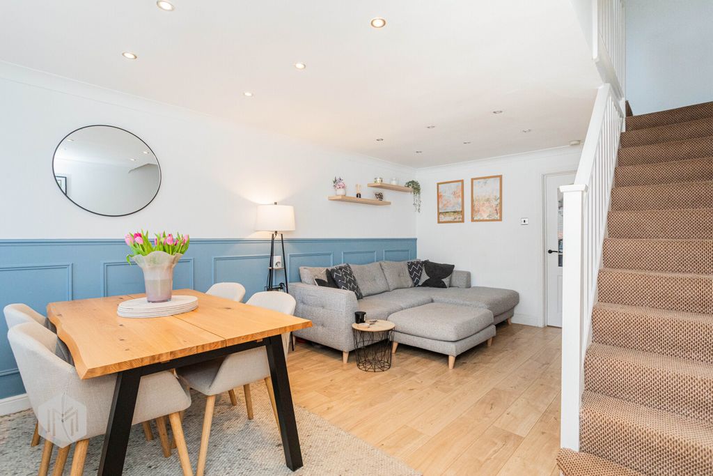 Property photo 2 of 17 Picture No. 07