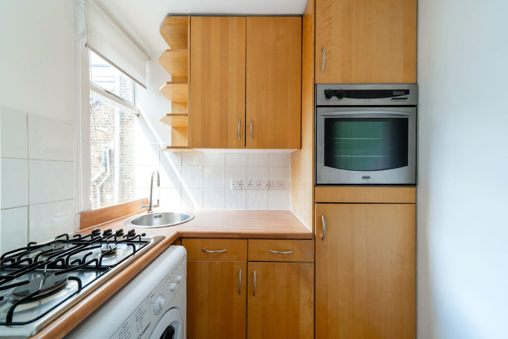 Property photo 3 of 7