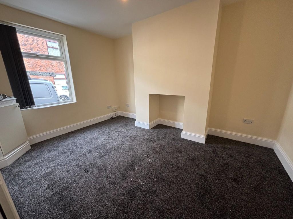 Property photo 2 of 12 Image00007.Jpeg