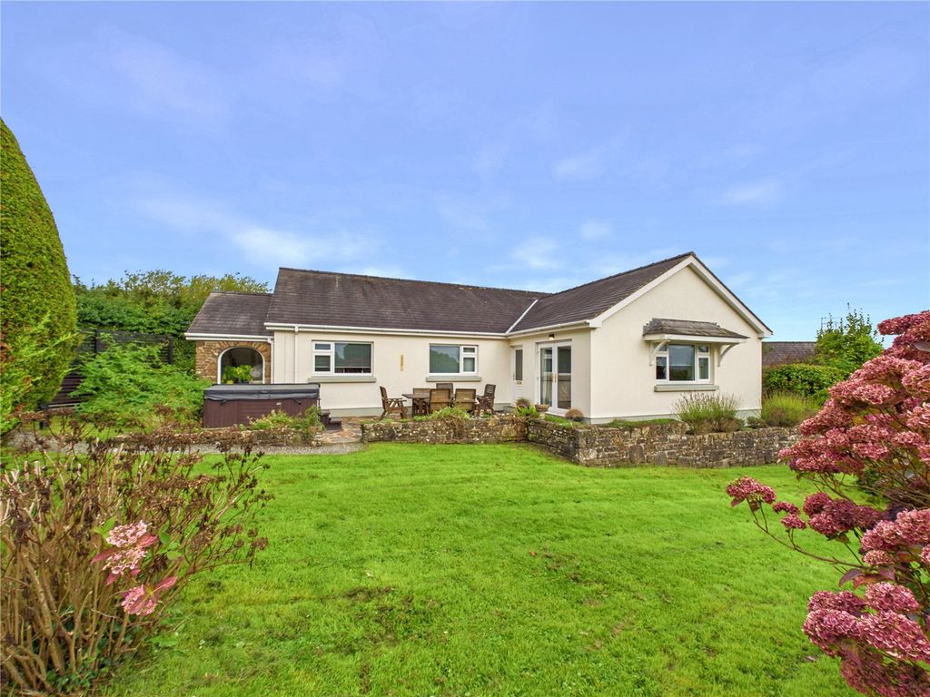 Property photo 1 of 27 Picture No. 30